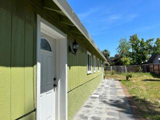 Charming Suite with privacy - Sacramento - 9