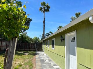 Charming Suite with privacy - Sacramento - 4