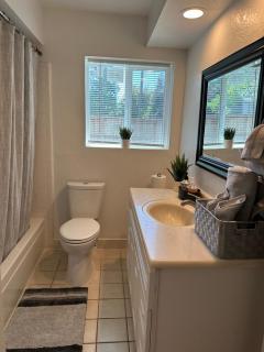 Charming Suite with privacy - Sacramento - 3