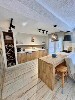 Villa with Sea View - - 4
