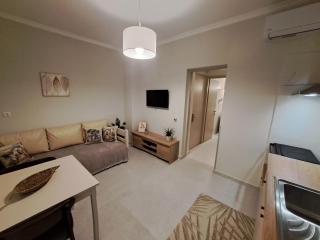 Finikas Apartment R002 - - 5