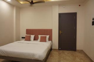 HR Premium Stay - Indore - 1