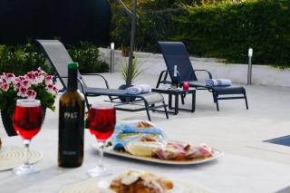 Libero House A Private Pool Oasis - Syracuse - 4