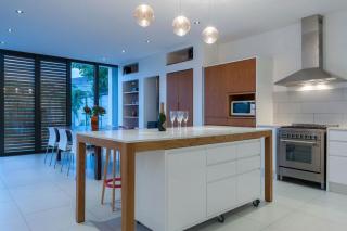 Mountain Views in Luxury Home - 9