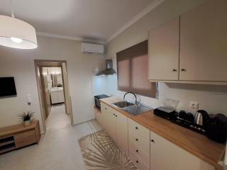 Finikas Apartment R002 - - 4