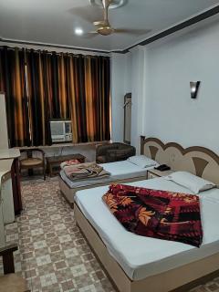 Hotel Yatri International - Nova Deli - 4