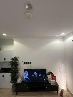 شقة هادئة بدخول ذاتي Quit one room apartment - Riad - 4