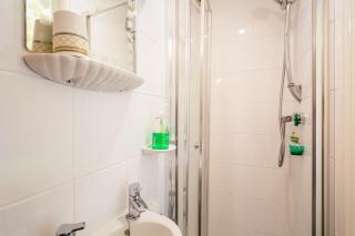 Arden Park Ensuite Rooms - 1