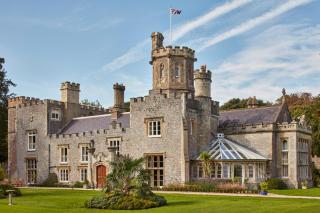 Uphill Manor Bed & Breakfast - 0