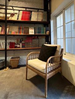 Light Room - 2