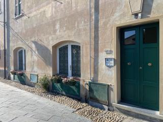 Casa nel borgo, posto auto, un passo dal mare - Albisola Superiore - 5