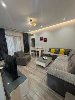 Vitamine Luxury Apartments 2 - Saranda - 2