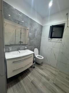 Vitamine Luxury Apartments 2 - Saranda - 7