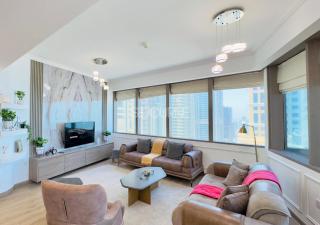 Luxury 2BR Ocean Heights Dubai Marina - 0