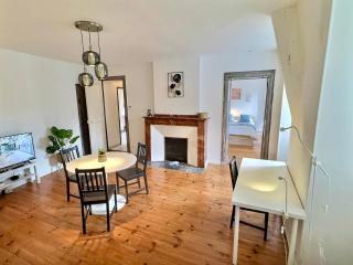 WonderHost, une entrée Historique sur la Ville - Pau - 4