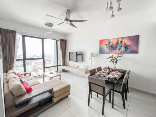 MidValley Mosiac Relax Home 2BR 8PAX - Johor Bahru - 0