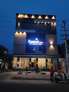 Central Stay - - 3