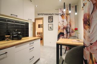 Premium Apartment - Red Rose - SELF CHECK-IN - Rzeszów - 0