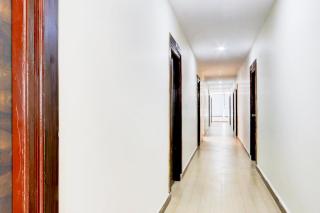 Hotel O Moon Star - Maula Ali - 7