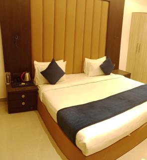 Hotel Grand Empire - Agra - 5