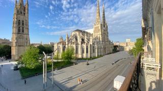 Appartement Place Pey Berland avec balcon et parking - Bordeaux - 4