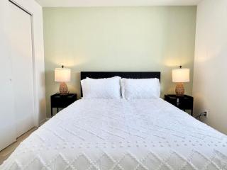 Le Cozy Unit #3 2 Bedroom in Quebec - Québec - 9