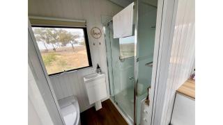 Avondale Heights by Tiny Away - - 4