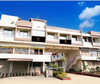 Hotel Royal Mansion Somnath - Somnath - 0