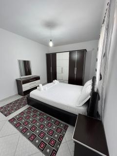 Sea La View Apartment Saranda - 2