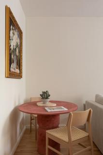 Prestigious Main Square Apartment - 4