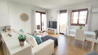 Experience lively Duquesa Port - Manilva - 0