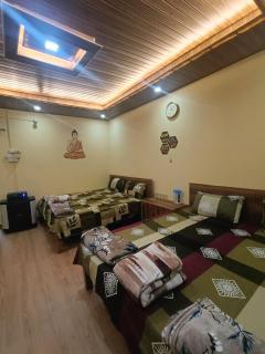 VEDIC HoMESTAY - Chutwāpīpal - 1