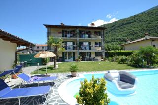 Großzügiges Ferienhaus Mit Pool Fast Direkt Am See - Colico - 9