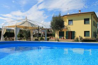 Ferienhaus Mit Privatpool Für 10 Personen In Montecarlo, Toskana - Montecarlo - 0