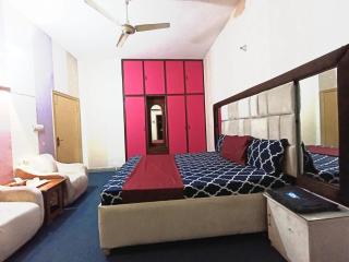 The Moonlight Guest House LHR - Lahore - 7
