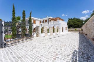 Villa Elena mit Pool, nur 60 Meter zum Meer - Sevid - 5