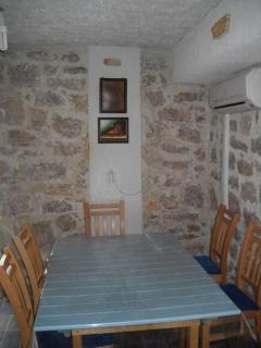 Große Wohnung In Betina Mit Terrasse Und Whirlpool - Betina - 1