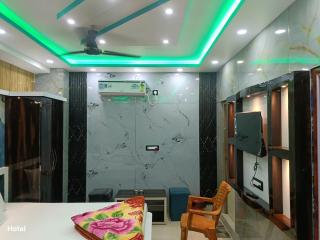 Hotel Dwarkadhish Tarapith - 7