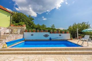 Ferienhaus mit zwei Küchen, Garten, großer Terrasse und Swimmingpool - Bribir - 7
