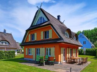 Reetdachhaus Mit Kaminofen Und Großer Terrasse - Glowe - 7