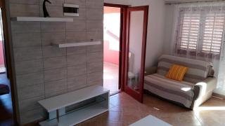 Ferienwohnung Ema Erste Etage Mit Offener Terrasse - Lozice - 4