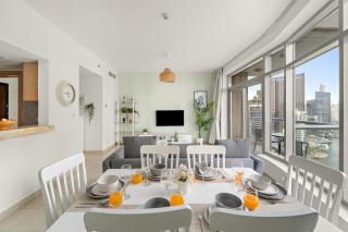 FIRST CLASS 2BR Elegant Urban Retreat - 4