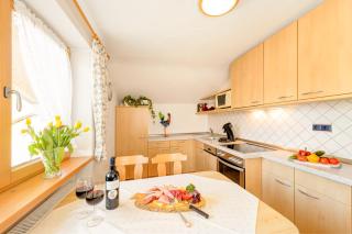 "Ferienwohnung Anna" - Annehmlichkeiten von 4-Sterne Familien-und Wellnesshotel Viktoria können mitgenutzt werden - Oberstdorf - 1