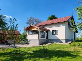 Holiday home Poljak - Tounj - 0