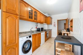 Tropical 2 BDR Apt in Lagos Centre by LovelyStay - Lagos - 1