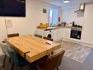 The Green Suite - Three Bedrooms Sleep 6 - Southport - 8