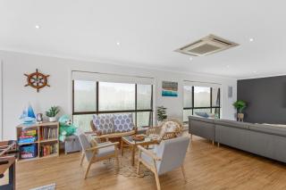 Cape Days - Seaside Family Retreat in Town - Cape Woolamai - 8