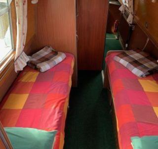 Stone - Boat - Sleeps 4 - Pet Friendly - 85ws - Stone - 7