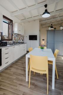 Il Patio sul Mare by Quokka 360 - 5 min walk from the beach - Lido Signorino - 5