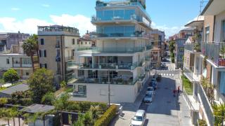 Modern apartment a few steps from the beach - Civitanova Marche - 9